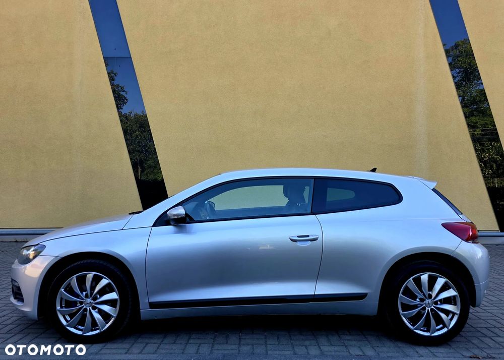 Volkswagen Scirocco 2.0 TDI DSG Life - 9
