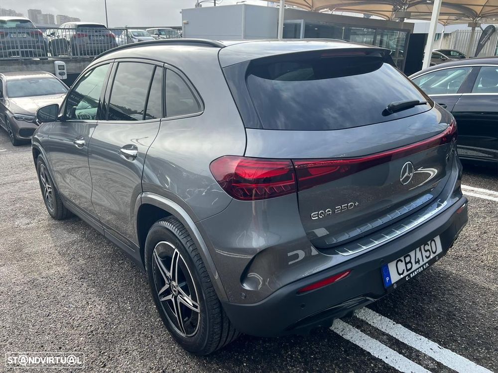 Mercedes-Benz EQA 250+ AMG Line - 8