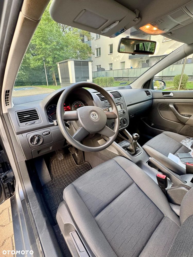 Volkswagen Golf 1.4 FSI Trendline - 9