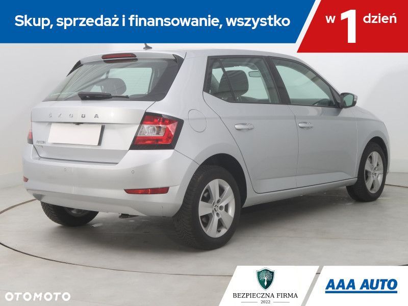 Skoda Fabia - 7