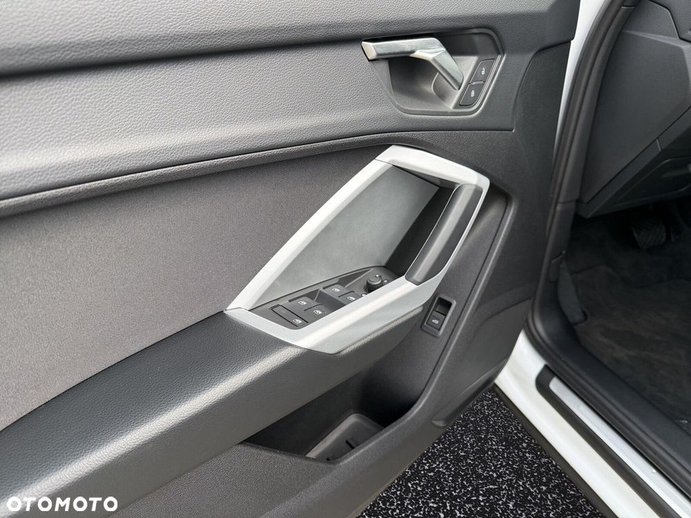 Audi Q3 35 TFSI mHEV Advanced S tronic - 14