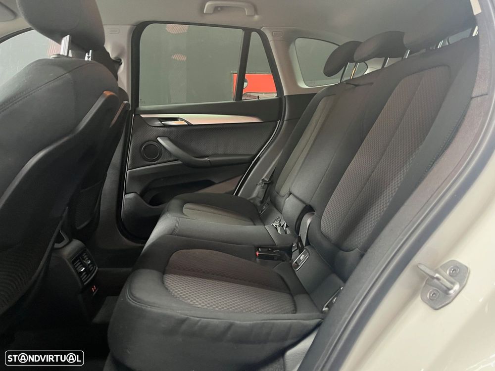 BMW X1 25 e xDrive - 9
