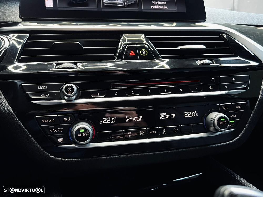 BMW 520 d Pack M Auto - 36