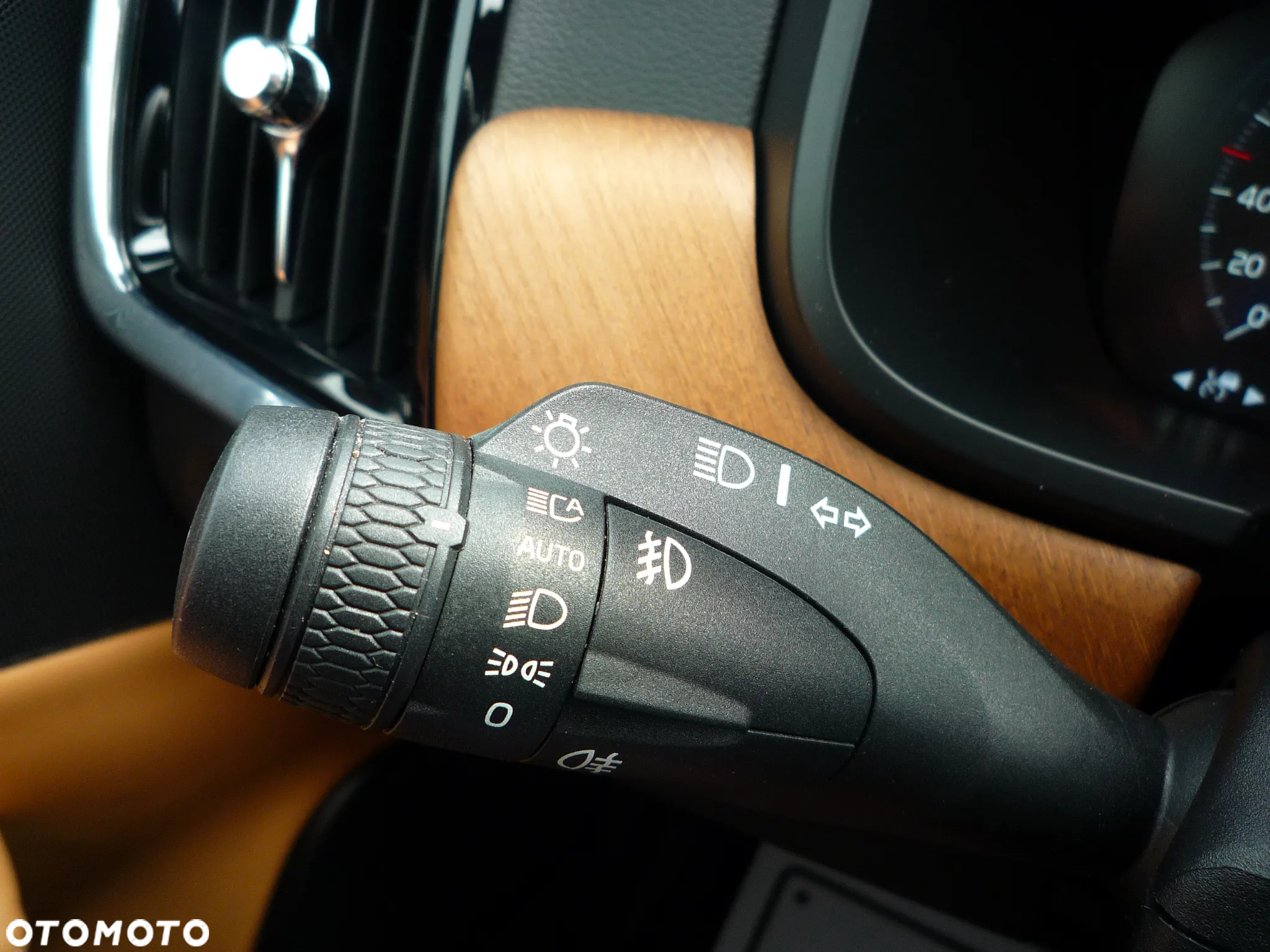 Volvo V90 D4 SCR AWD Inscription - 20