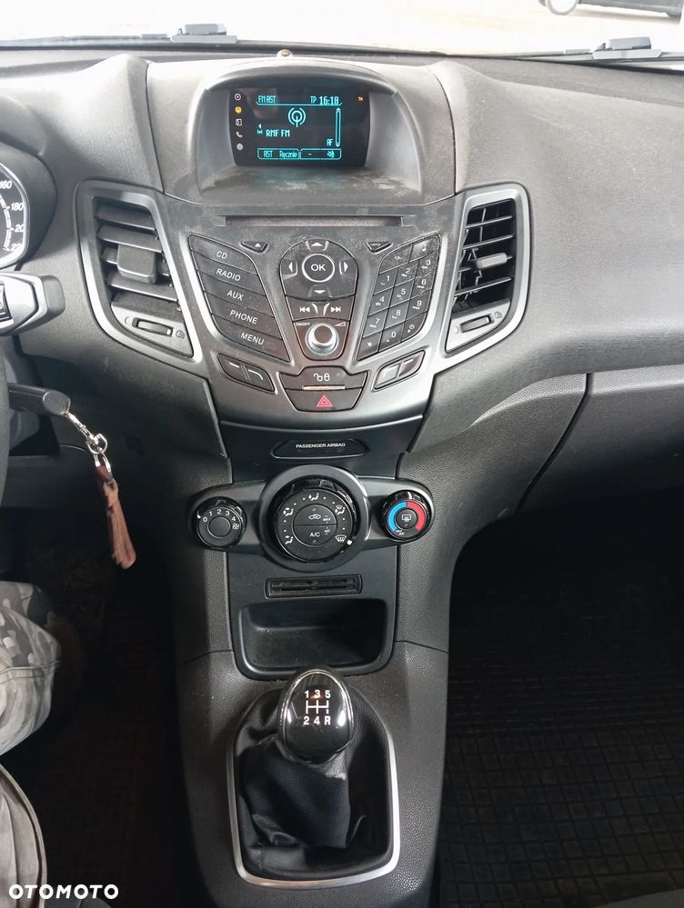 Ford Fiesta 1.25 Viva - 13