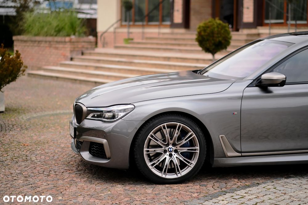 BMW Seria 7 M760Li xDrive V12 Excellence - 14