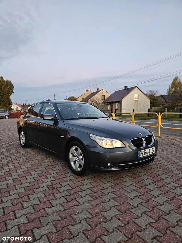 BMW Seria 5 520d Touring - 2