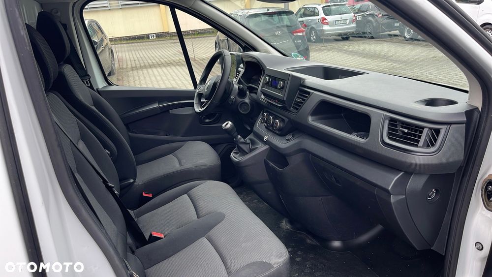 Renault Trafic - 9