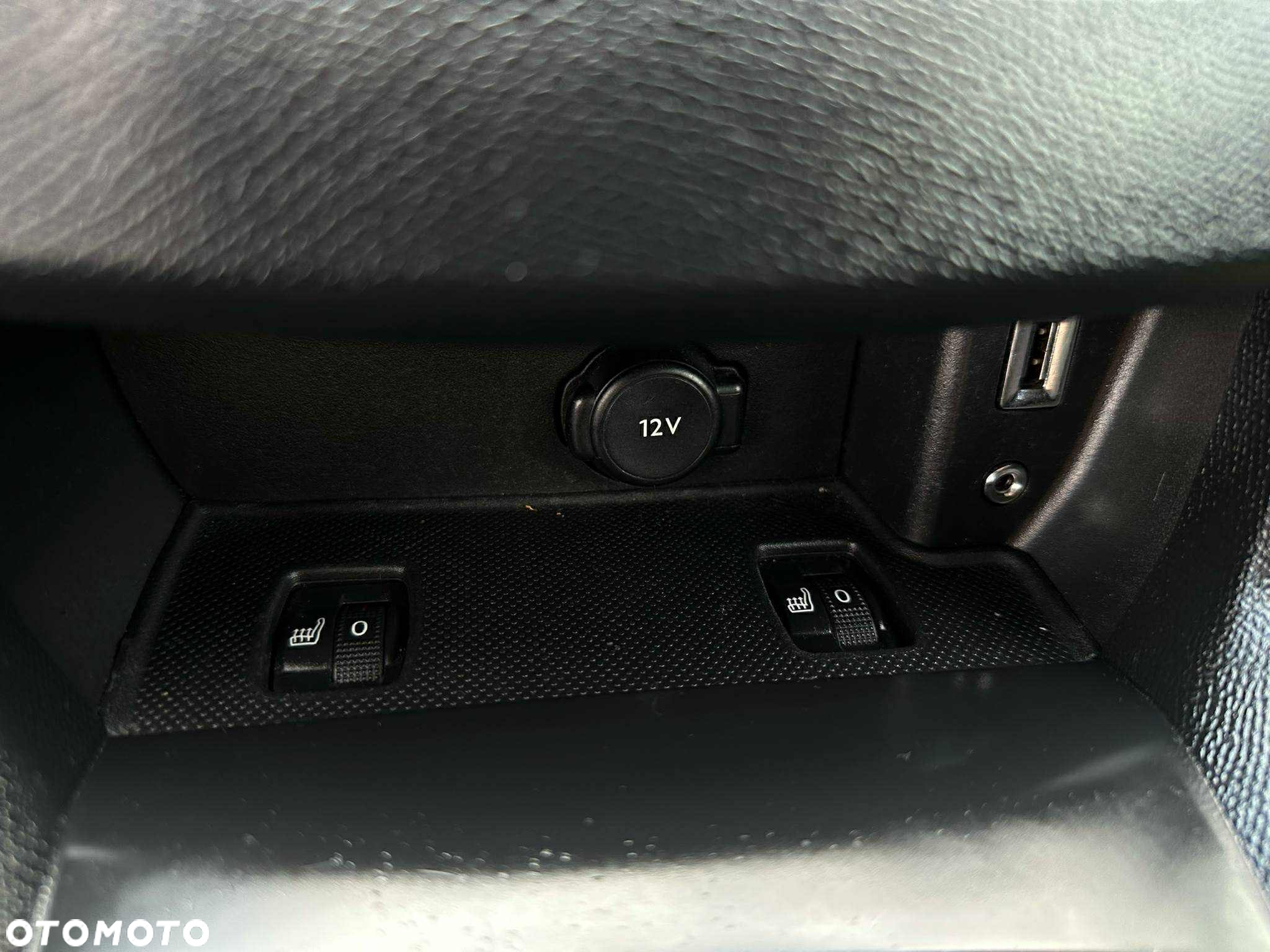 Peugeot 308 1.2 PureTech Allure S&S - 11