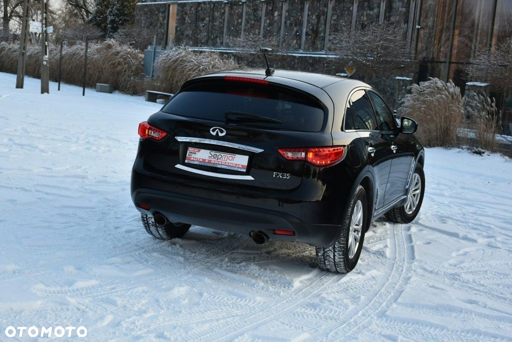 Infiniti FX - 23