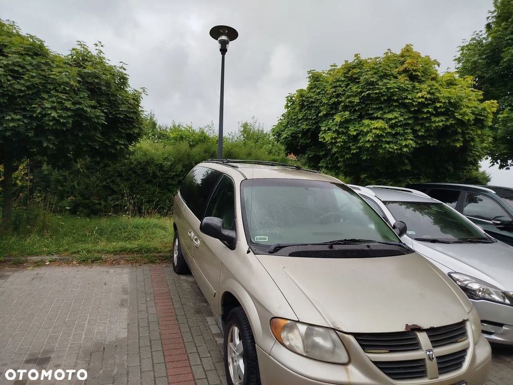 Dodge Grand Caravan - 1