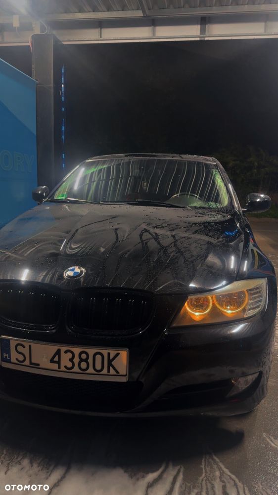 BMW Seria 3 318i Edition Sport - 8