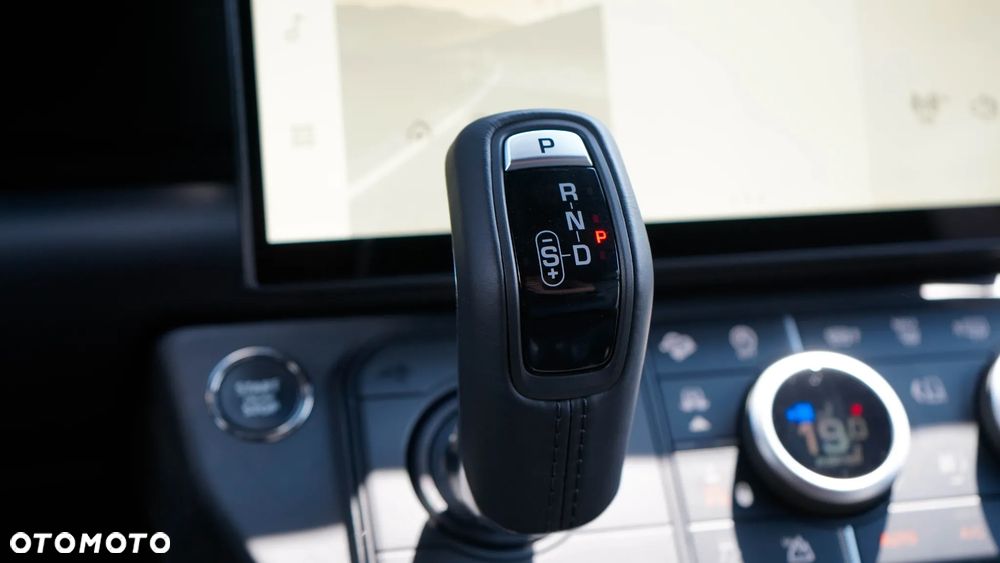 Land Rover Defender 3.0 D350 mHEV Outbound - 22