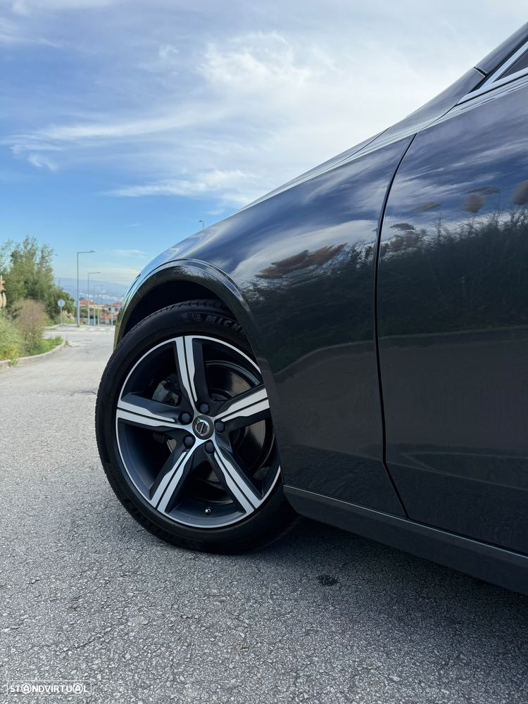 Volvo V90 - 41