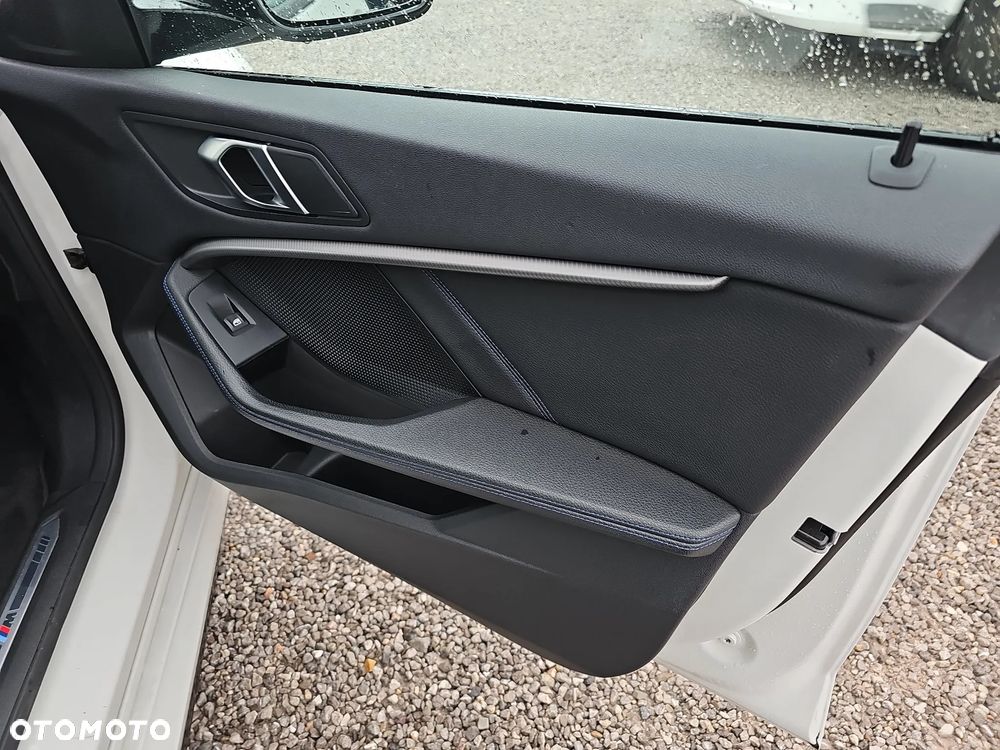 BMW Seria 2 218i M Sport sport - 21