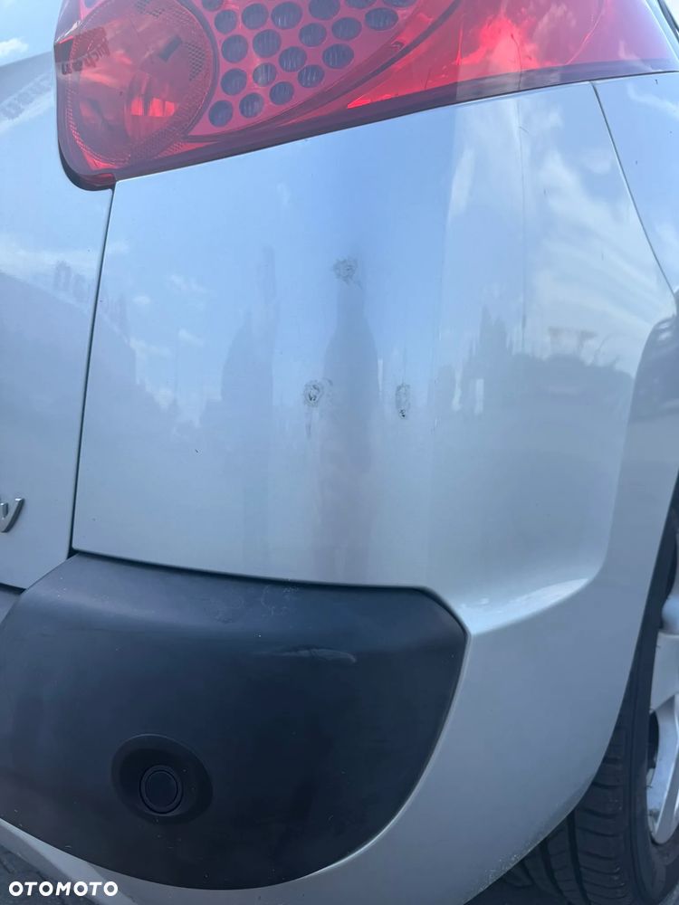 Peugeot 207 90 HDi FAP forever - 22