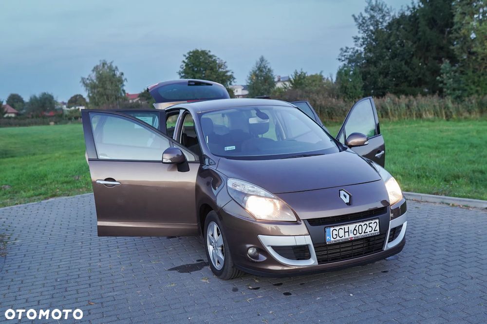 Renault Scenic - 23