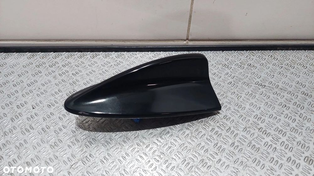 ANTENA DACHOWA REKINEK BMW E90 NR 30000777 - 1