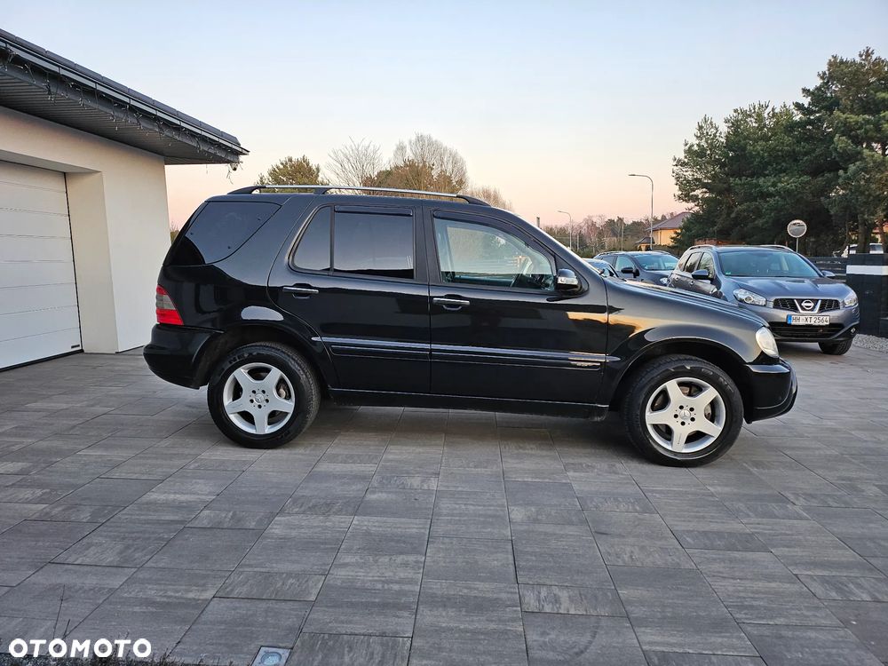 Mercedes-Benz ML - 4