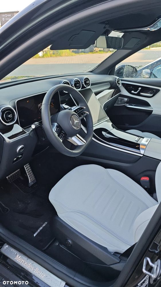 Mercedes-Benz GLC 300 mHEV 4-Matic AMG Line - 6