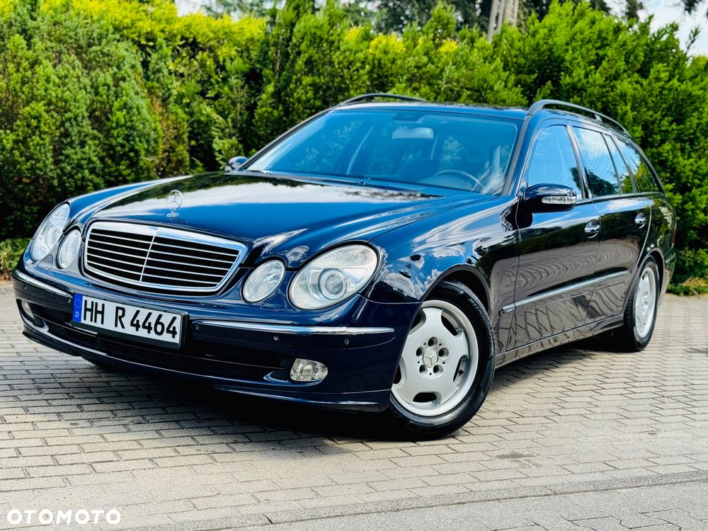 Mercedes-Benz Klasa E 240 4Matic Avantgarde - 17