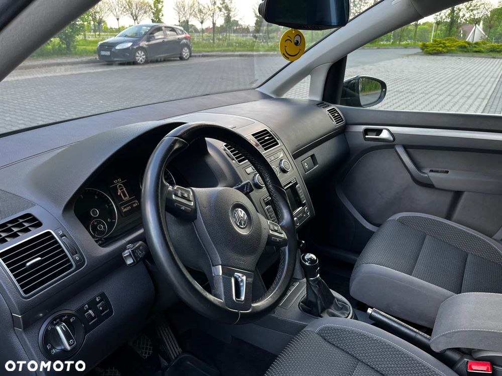 Volkswagen Touran 1.6 TDI DPF BlueMot Comfortline - 12