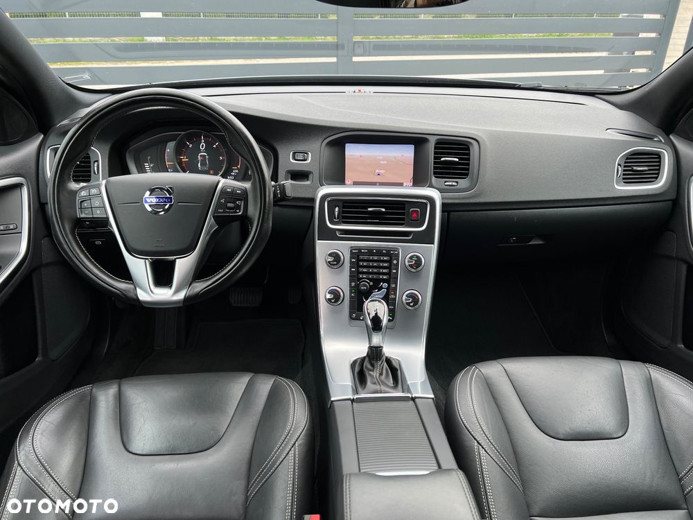 Volvo S60 D4 Geartronic Summum - 2