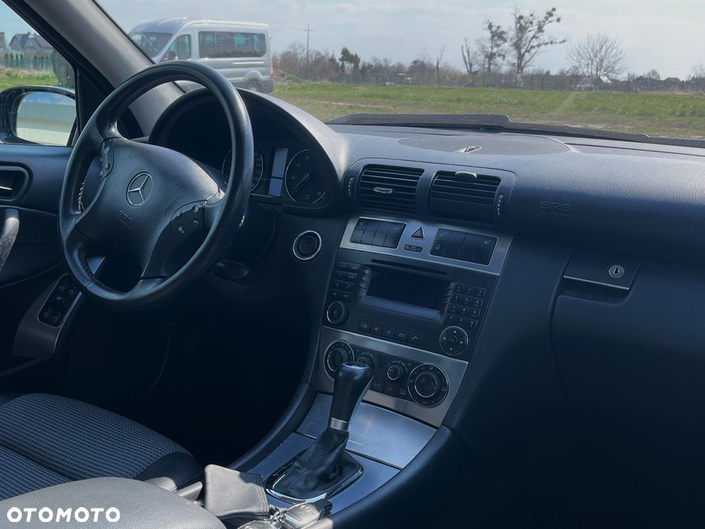 Mercedes-Benz Klasa C 200 Kompressor Automatik Avantgarde - 16