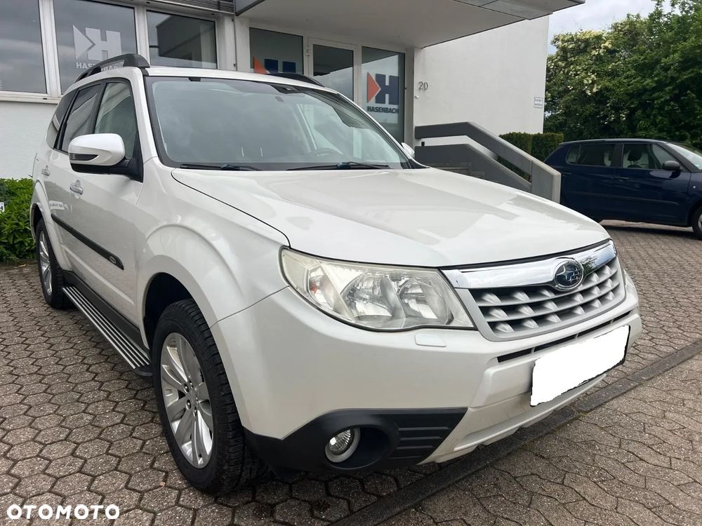 Subaru Forester 2.0i Exclusive Lineartronic - 19