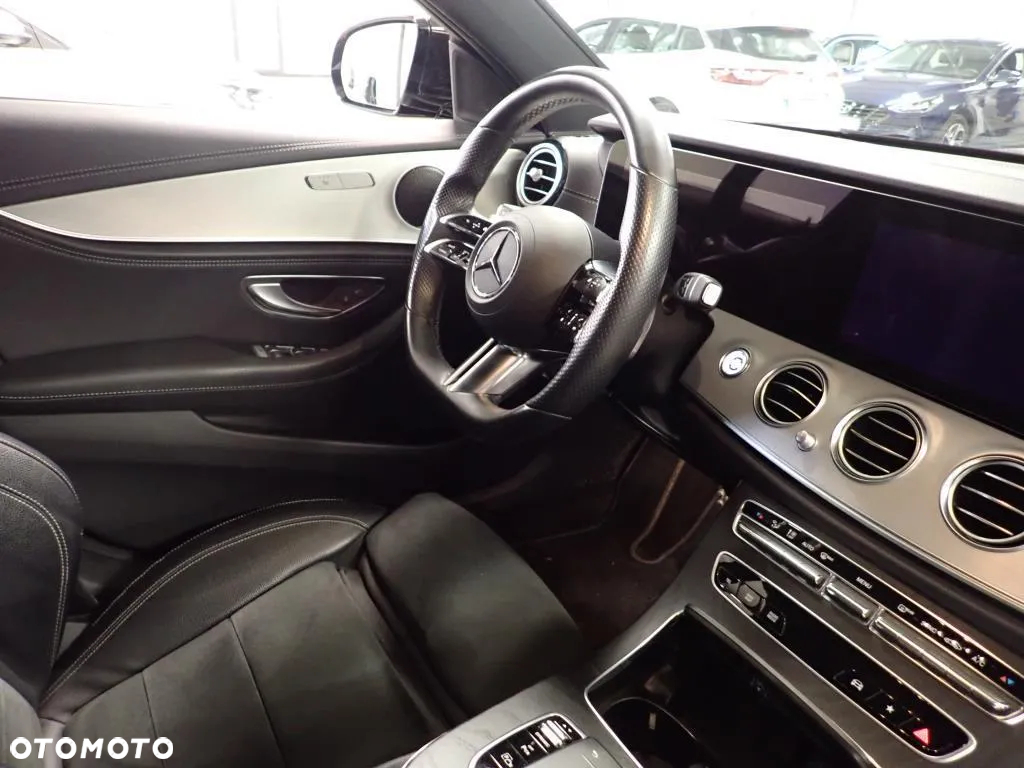 Mercedes-Benz Klasa E 220 d 4-Matic AMG - 4
