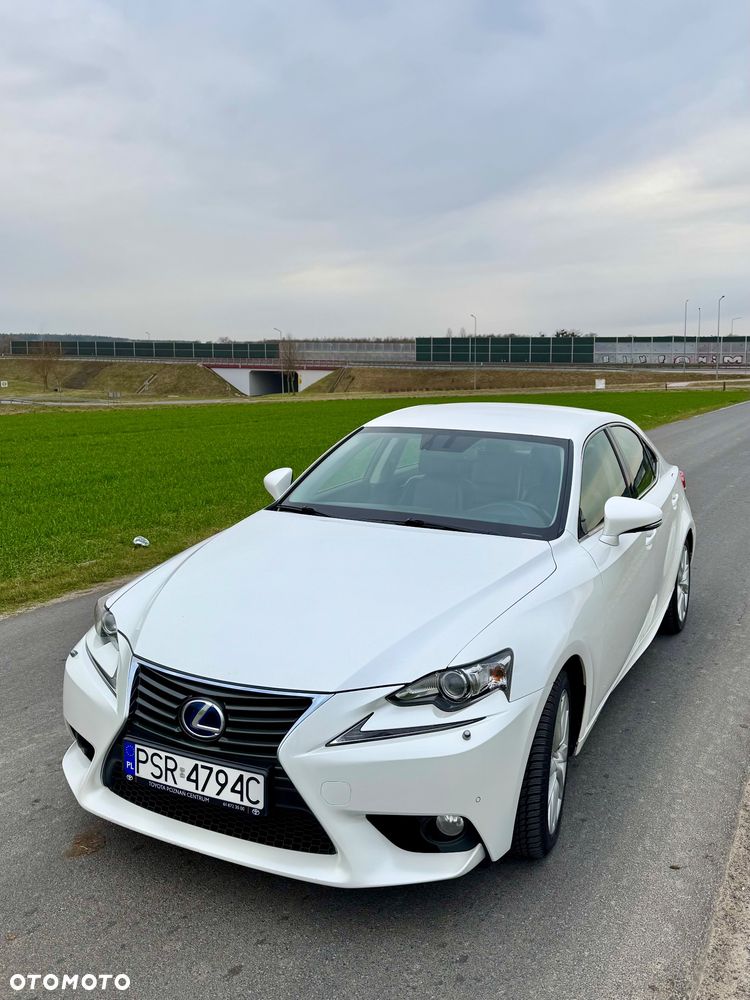 Lexus IS - 3