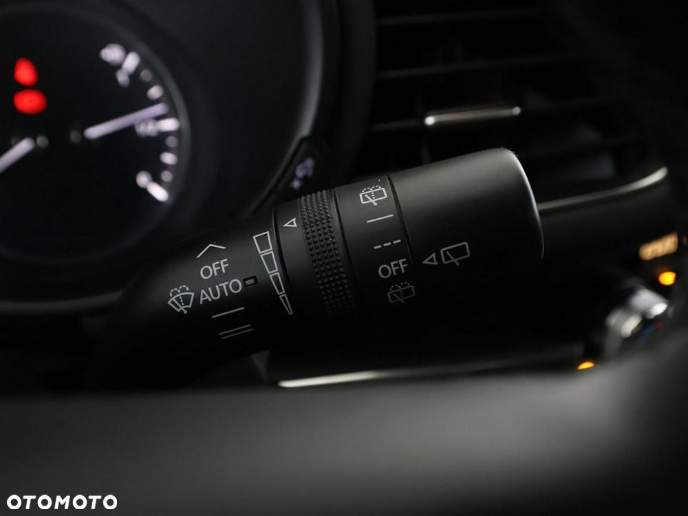 Mazda 3 SKYACTIV-D 1.8 SELECTION - 35