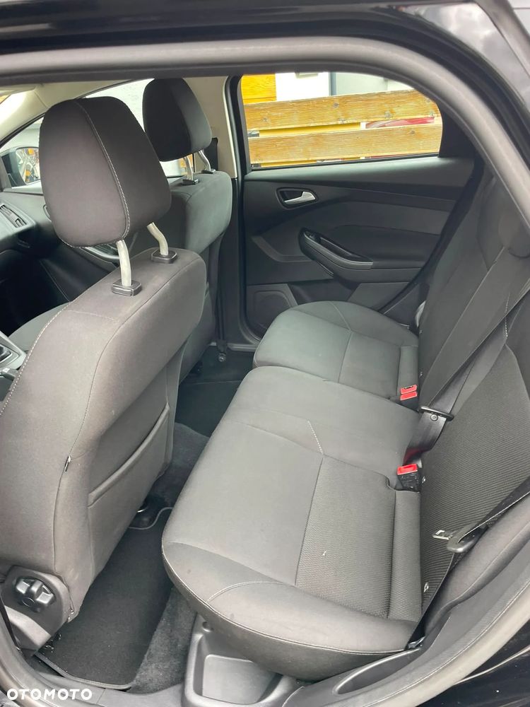 Ford Focus 1.5 TDCi SYNC Edition - 11