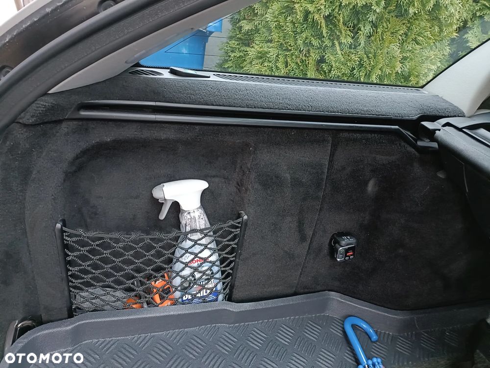 Mercedes-Benz Klasa C - 30