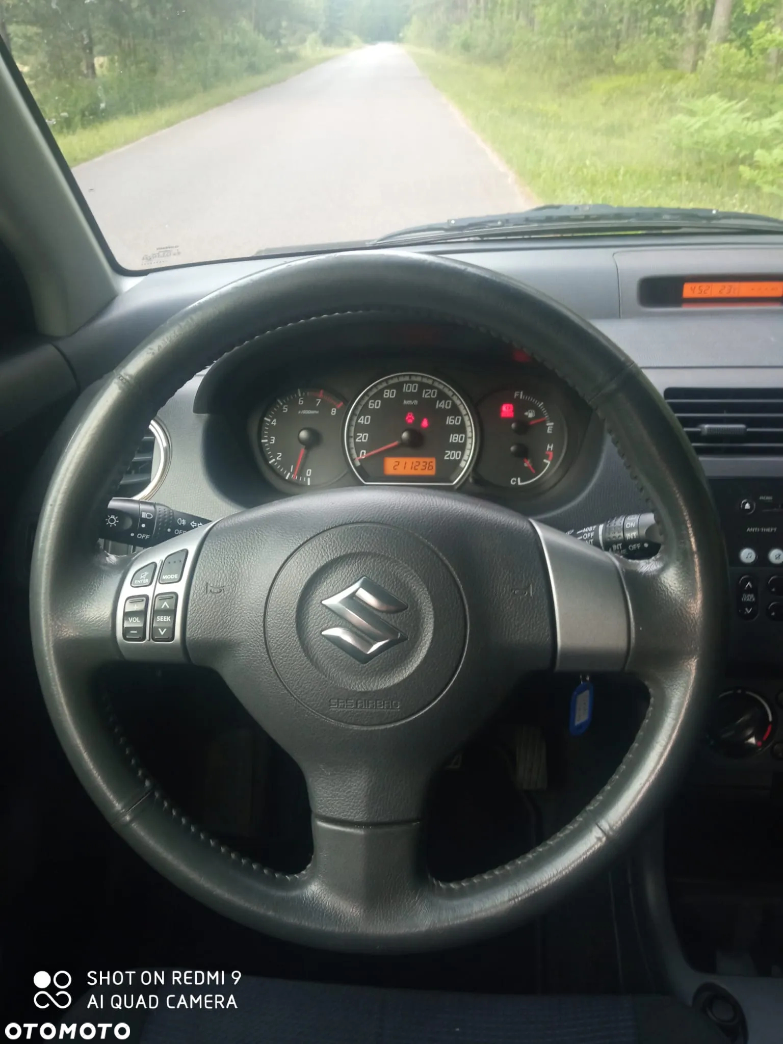 Suzuki Swift 1.3 Comfort dance - 16