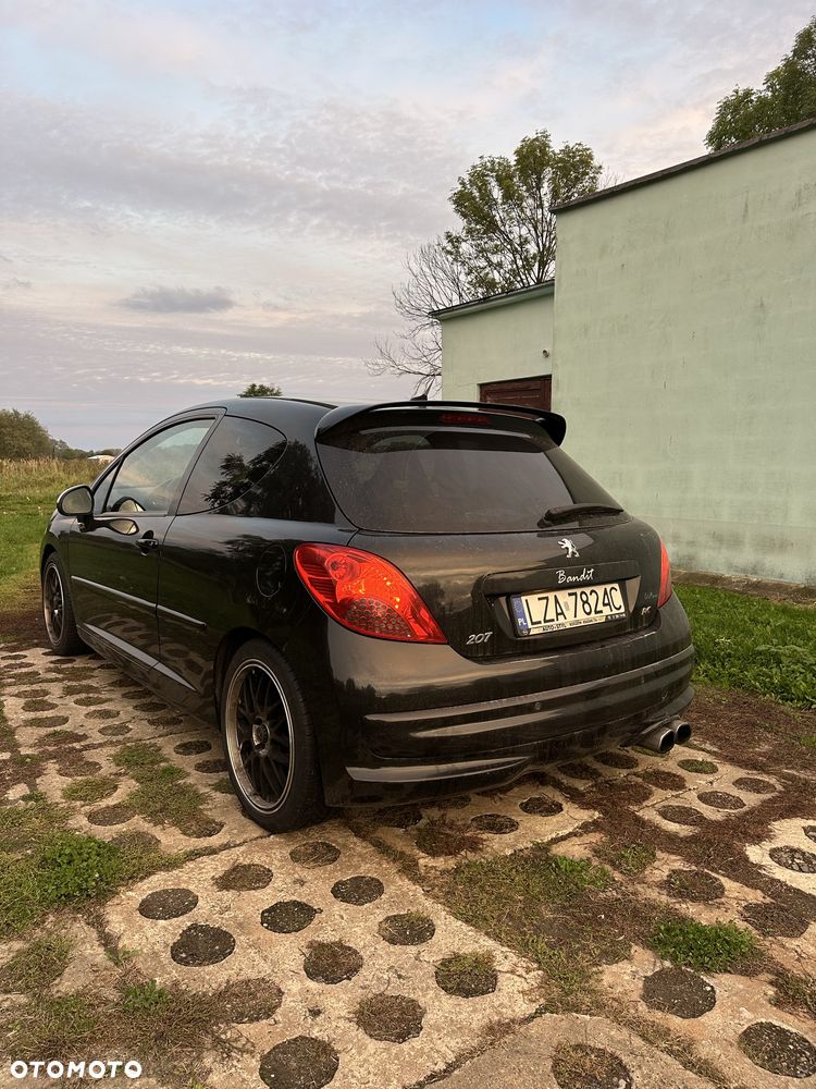 Peugeot 207 - 3