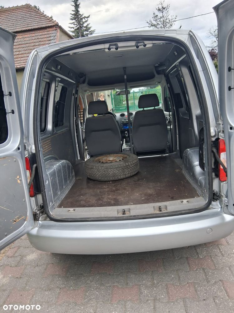 Volkswagen Caddy - 8