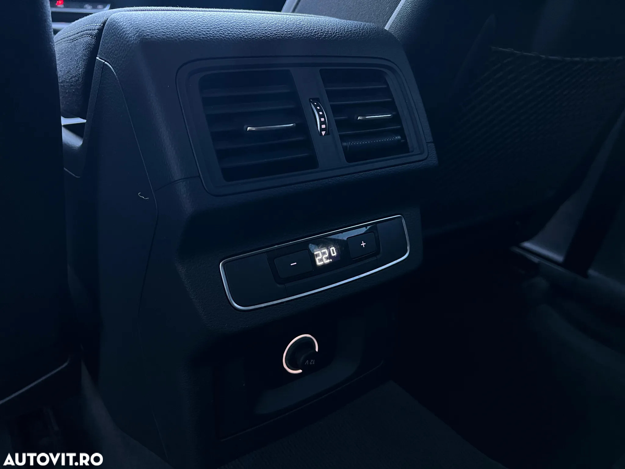 Audi Q5 2.0 40 TDI quattro S tronic Design - 25