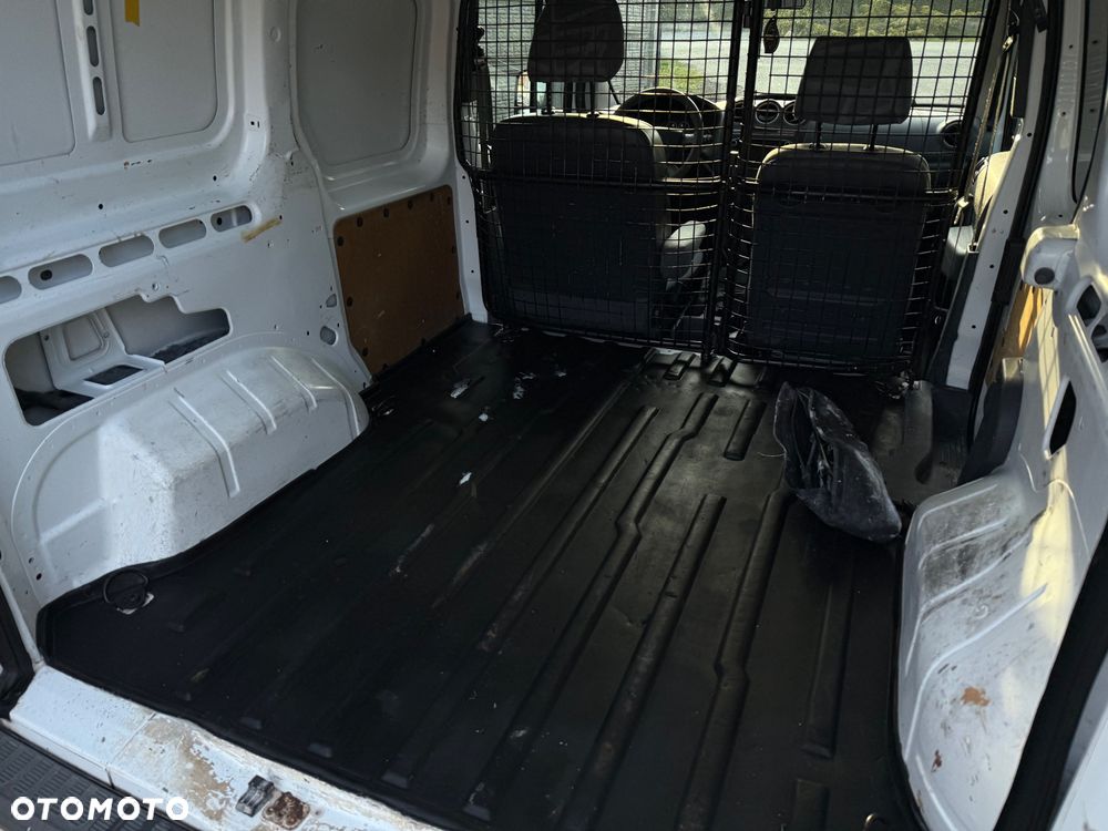 Ford Transit Connect - 24