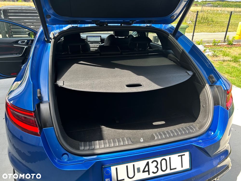 Kia ProCeed 1.6 T-GDI GT DCT - 18