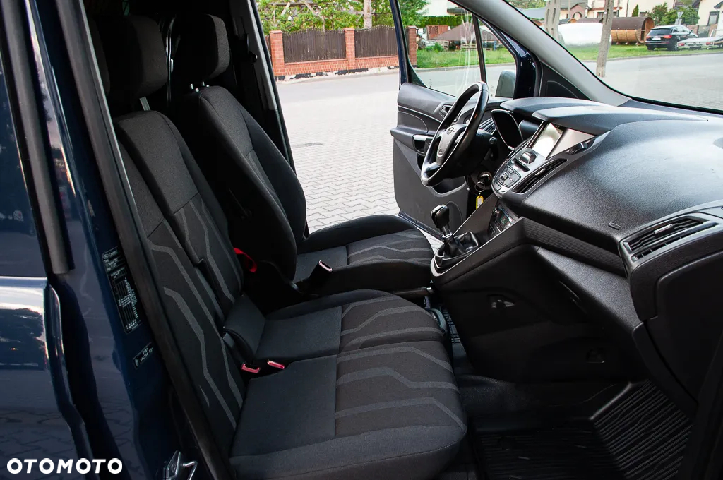 Ford Transit Connect - 7