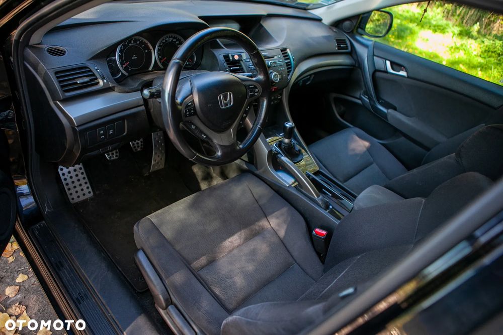 Honda Accord - 12