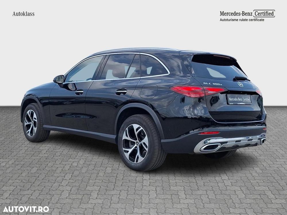 Mercedes-Benz GLC 300 e 4MATIC - 4