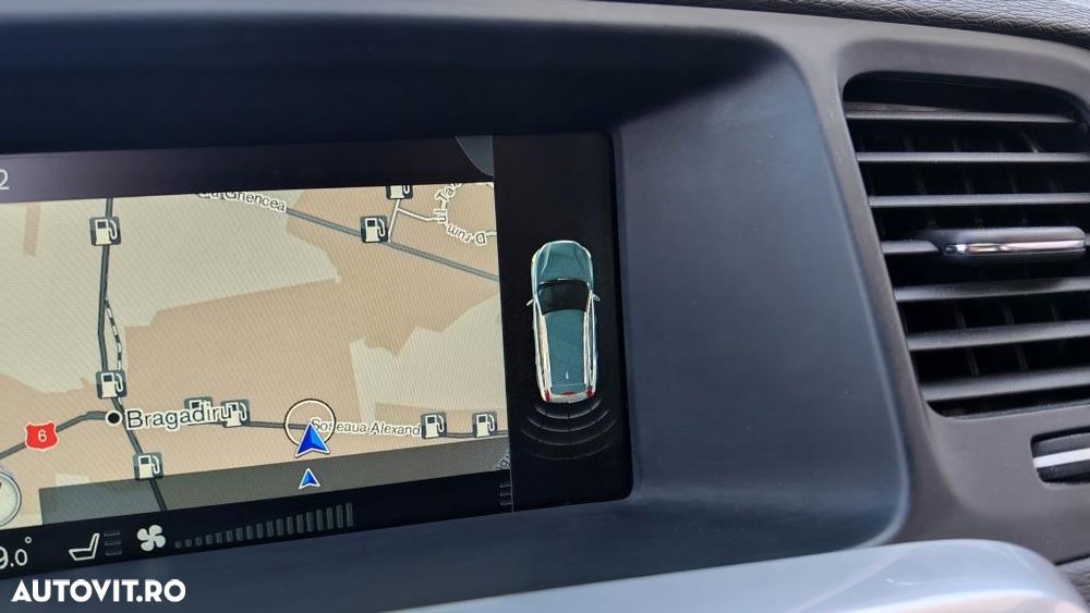 Volvo V60 D3 Momentum Core - 16