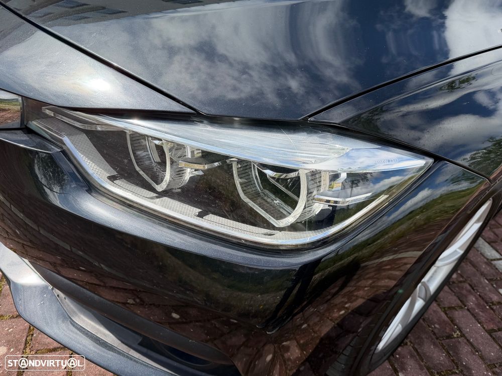 BMW 330 e iPerformance Line Luxury - 15