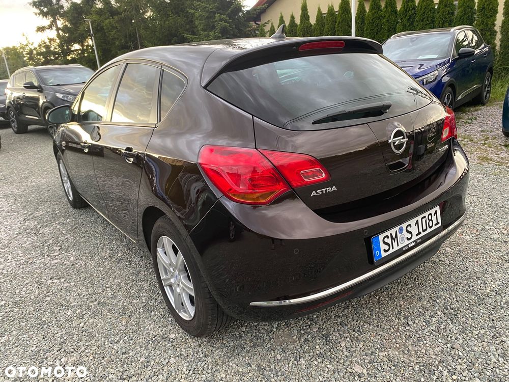 Opel Astra 1.4 Turbo Active - 4