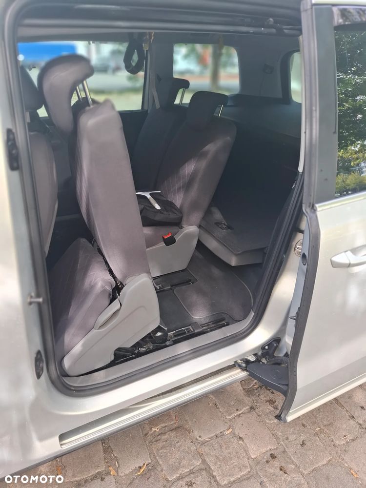 Seat Alhambra 2.0 TDI Reference DSG - 25