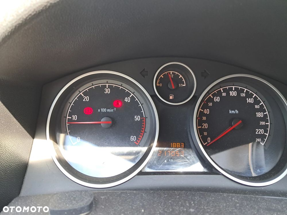 Opel Astra 1.7 CDTI - 8