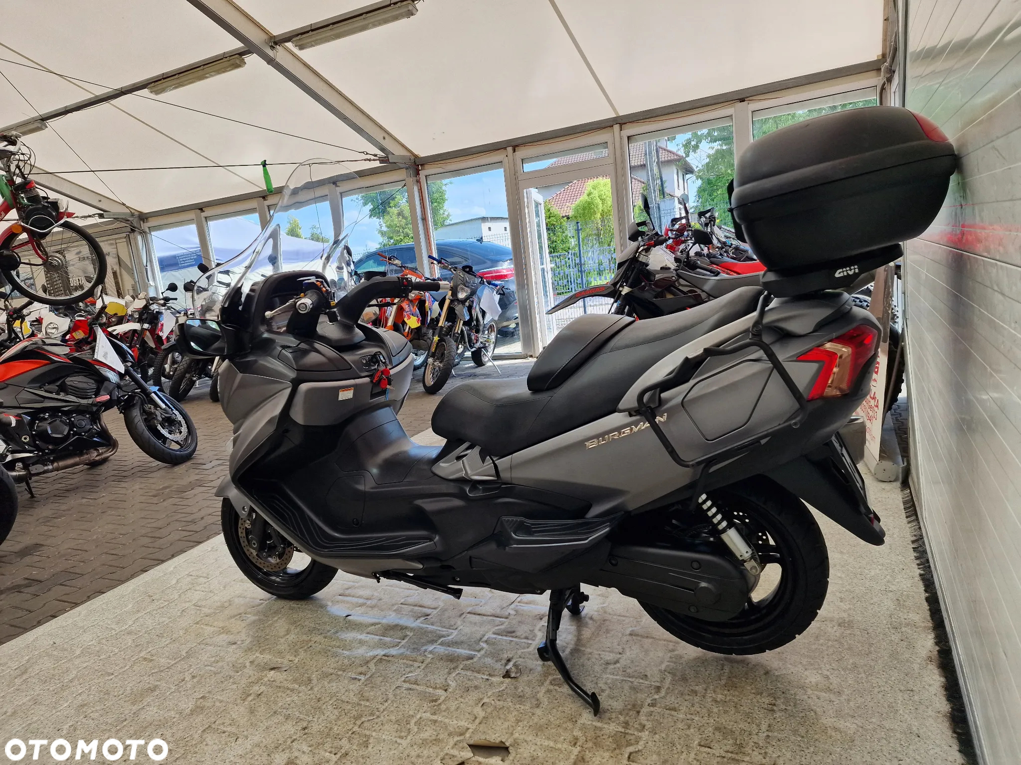 Suzuki Burgman - 19