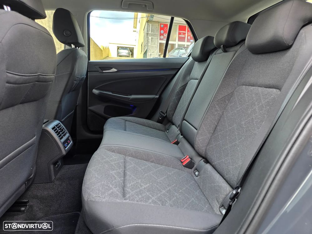 VW Golf 1.5 eTSI Style DSG - 14